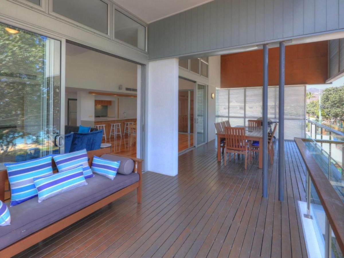 Maggies Beachfront Apartment 5 Horseshoe Bay Exterior photo